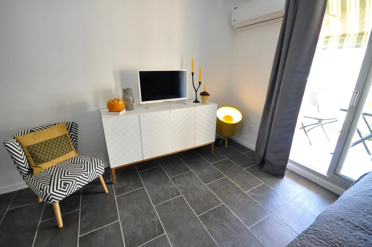 Appartement Des Fleurs Niza Exterior foto